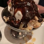 ロウリーズ・ザ・プライムリブ 大阪 - 