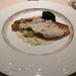フランス料理 ラ・ミッション - 甘鯛のムニエル エストラゴンのクリームソース