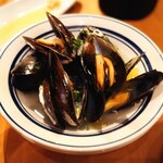 CASALINA - ムール貝のワイン蒸し