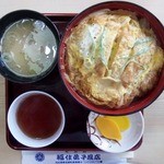 そば処 福住 - かつ丼　1000円