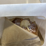 レカー - ヴァームデニッシュ４１０円　注文受けてからカスタード詰めてくれます