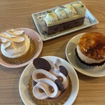 エーグルドゥース - カードが使えませんのでお財布に現金をしっかり入れてお伺いしてください。材料と手間をかける分、お値段はそこそこしてしまうので、せっかくだからあれもこれもと選んているうちにお支払い額がアップしがち！