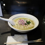 弘明寺丿貫 - ハラペーニョとペコリーノロマーノのソバ着丼