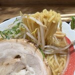 麺家 ひぐま商店 - 中太麺