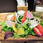 ミアスタンド - ミアサラダボード