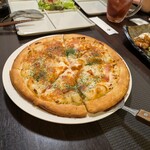 桜ざか - ポテサラピザ