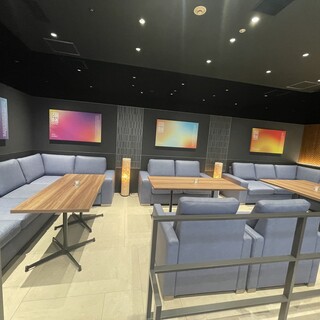 ソファ席（3テーブル）