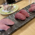 駿河湾朝獲れ回転寿司のぶちゃん - 