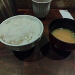 山海倶楽部 - ご飯と味噌汁