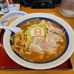８番らーめん - 料理写真: