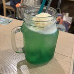エスタシオンカフェ - クリームソーダ