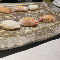 鮨 無垢/鮨 白銀 - 