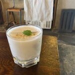 丸祇羅 - カルダモンラッシー