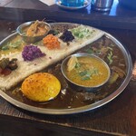 丸祇羅 - ポークビンダルーと他2種