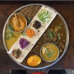 丸祇羅 - ポークビンダルーと他2種