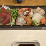 鮨権太 - ヨコ、カンパチ、海老、蛸、烏賊、鯛、赤貝