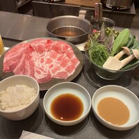 しゃぶしゃぶつかだ 渋谷スクランブルスクエア - 