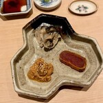 鮨 はしもと - 2025.1.  牡蠣の味噌漬け・味噌漬けの唐墨・鮟肝のペースト