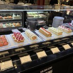 SATSUKI LOUNGE - スイーツのショーケース