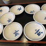 出石皿そば 玄 - 空の皿　店名が