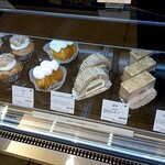 洋菓子舗 茂右衛門 - 