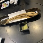 あつた蓬莱軒 - 骨せんべえ