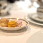 パノラミックレストラン ル・ノルマンディ - 小菓子3種とコーヒー