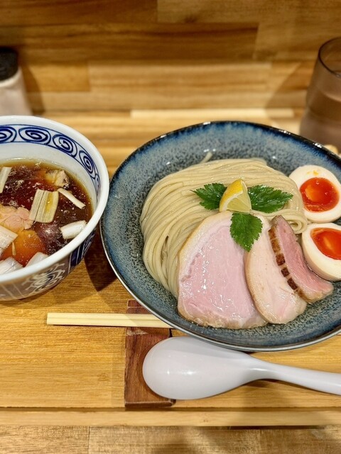 はっちゃん 新メンバーは、松竹芸能 セバスチャン原田公志さんでした！ みなさん