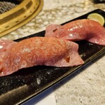 肉の匠 将泰庵  船橋本店 - 和牛の炙り肉寿司