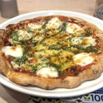 ガスト 関内店 - マルゲリータピザ