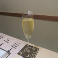 寿司と日本料理 銀座 一 - ノンアルコールシャンパン