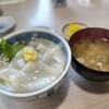 朝市食堂 二番館 - イカ刺丼