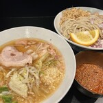 豚風。 - 限定『pamplemousse』（1,350円）＋燻製うずら（150円）＋ショウガ（50円）＋台湾ミンチ（200円）、ニンニクコール