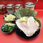 家系ラーメン王道 いしい - 