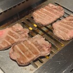 TANAKA YAKINIKU RESTAURANTE - 
