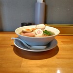 麺家 たけ田 - 入り校ら〜めん