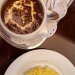 銀座七丁目花椿通り 椿屋珈琲 銀座本館 - 