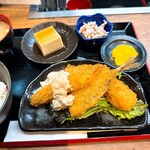 旬菜 盃月 - アジフライ・エビフライランチ