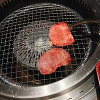 焼肉SEJONG 丸の内店 - タンから焼き始めました