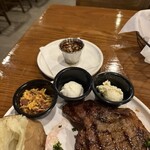 Lone Star Steakhouse & Saloon - 