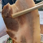 白龍ラーメン - 柔らかチャーシュー　マツジュンを添えて　