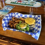 JEFF'S PIRATES COVE - 