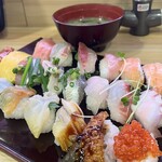 九州すし市場 - 料理写真: