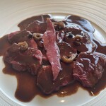 レストラン オオツ - ソースに鴨のハツも入ってるって信じられないほど本当にクリアで綺麗だった