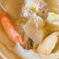 日本料理 華暦 - 温物　久寿玉蕪ら　菊花あん
（
                    蟹、鮑、帆立、ふかひれ、鶏つみれ、占地）