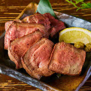 当店を代表する仙台牛タンを使った料理