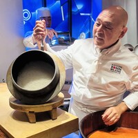 初音鮨 - 炭火炊きご飯