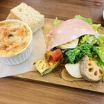 SUNDAY'S BAKE RIVER GARDEN - グラタンランチ
