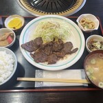 網焼ホルモン 松雲 - サガリ定食