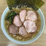 ラーメン 奥津家